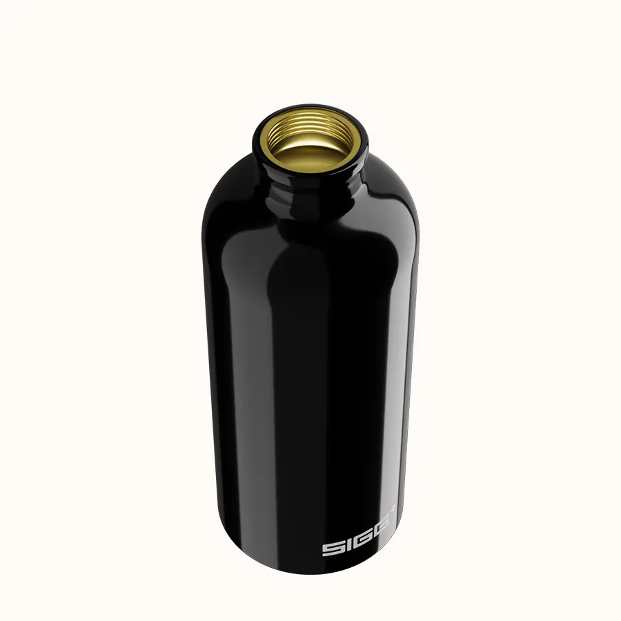 01 water-bottle-traveller 6